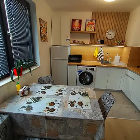 11 улица македония 33 * Pomorie